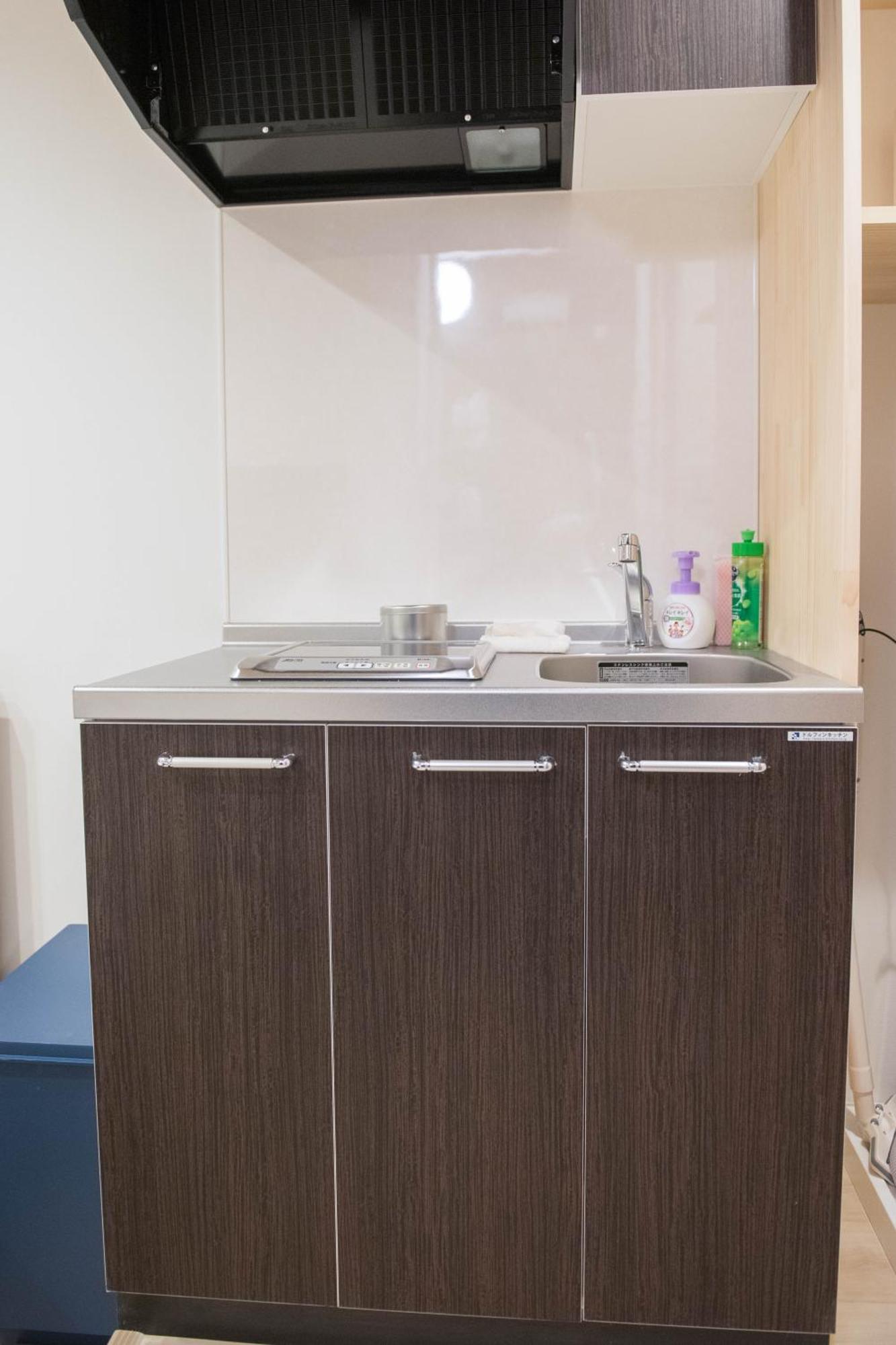Hollyresidence Imamiya Hanazno 4ppl Nambausj Holly 1f Osaka